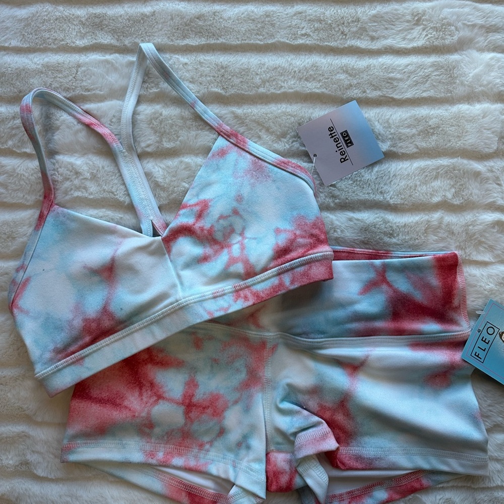Fleo Small Sky Rocket bra and shorts bundle